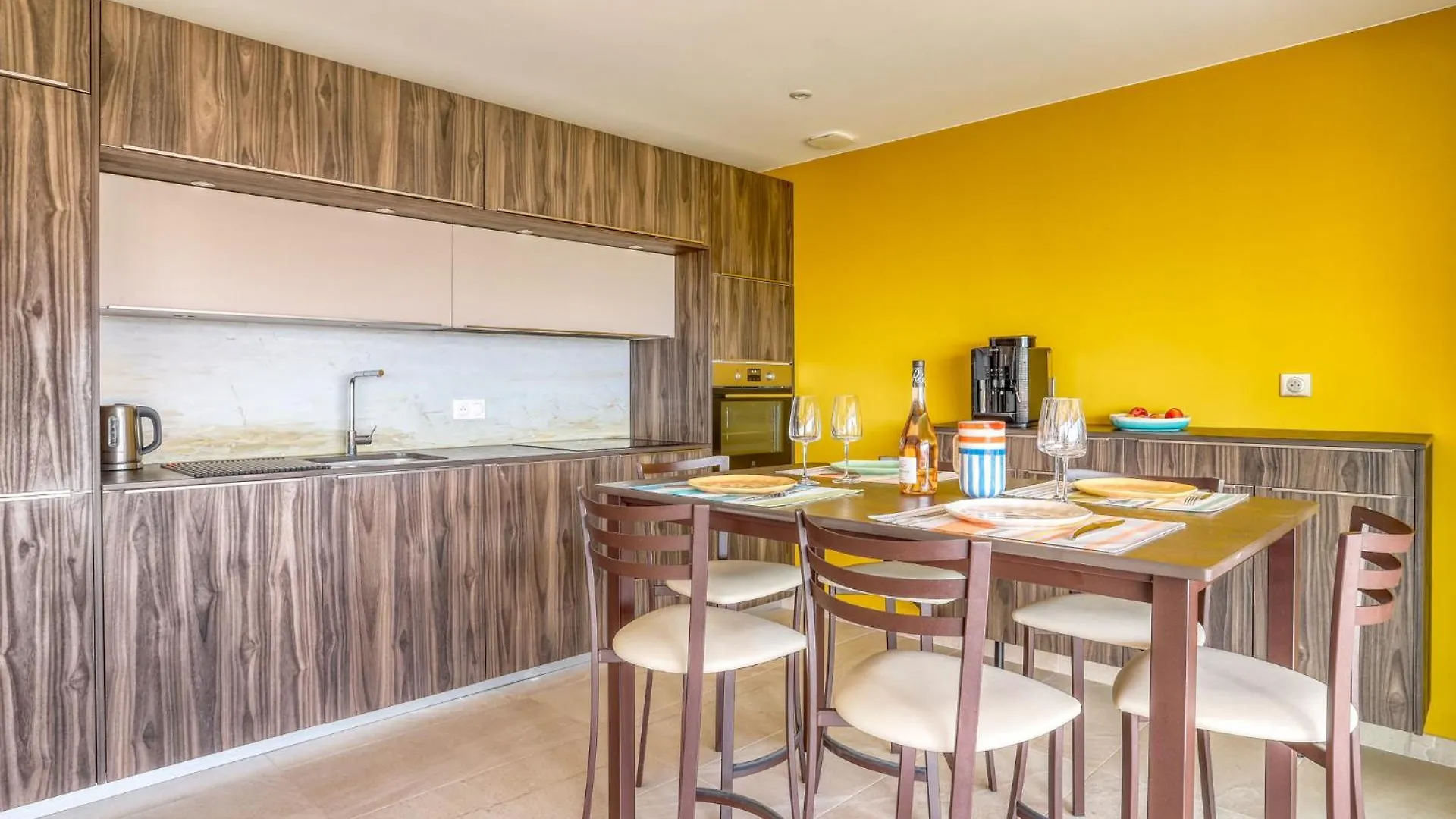 Apartment Superbe T4 -Vue Mer- Tout Confort Refait A Neuf! Bormes-les-Mimosas