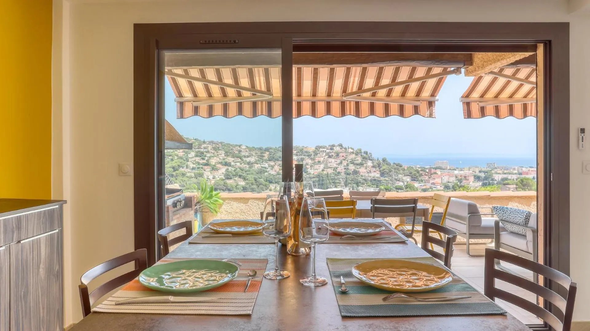 Apartment Superbe T4 -Vue Mer- Tout Confort Refait A Neuf! Bormes-les-Mimosas France