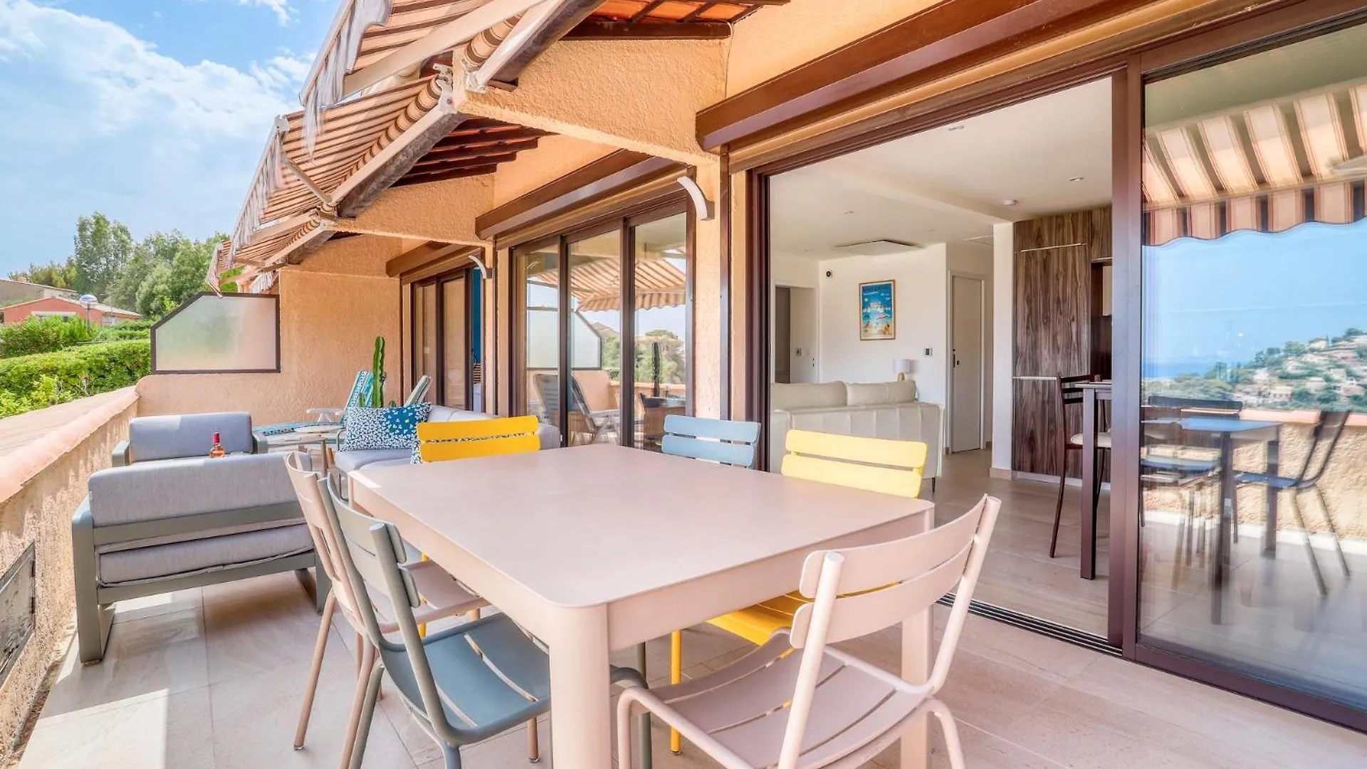 Apartment Superbe T4 -Vue Mer- Tout Confort Refait A Neuf! Bormes-les-Mimosas